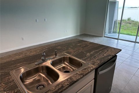 Adosado en alquiler en Tampa, Florida, 3 dormitorios, 165.46 m2 № 1796193 - foto 8