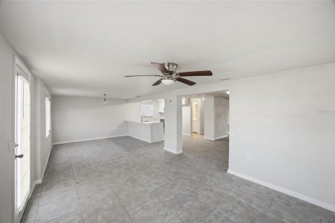 Casa en venta en Hudson, Florida, 3 dormitorios, 145.48 m2 № 2386666 - foto 8
