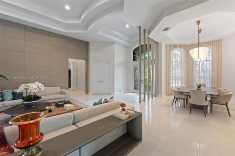 House in Weston, Florida 5 bedrooms, 511.61 sq.m. № 2034484 - photo 30