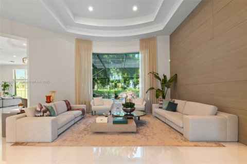 House in Weston, Florida 5 bedrooms, 511.61 sq.m. № 2034484 - photo 3