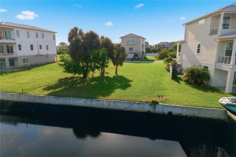 Land in New Port Richey, Florida № 2391411 - photo 18