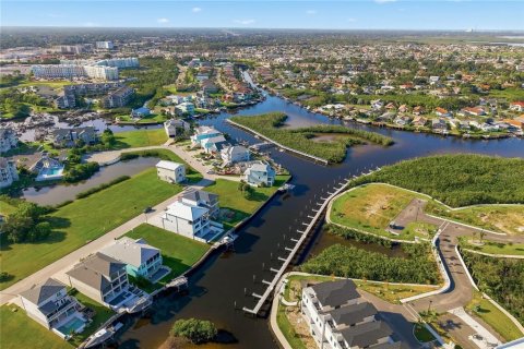 Land in New Port Richey, Florida № 2391411 - photo 13