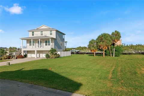 Land in New Port Richey, Florida № 2391411