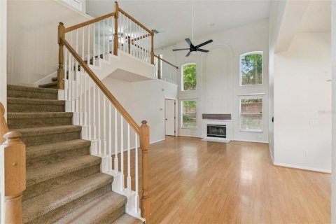 Casa en venta en Lake Mary, Florida, 3 dormitorios, 185.8 m2 № 2107075 - foto 11