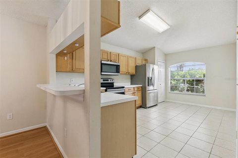 Casa en venta en Lake Mary, Florida, 3 dormitorios, 185.8 m2 № 2107075 - foto 16
