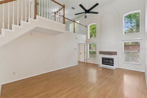 Casa en venta en Lake Mary, Florida, 3 dormitorios, 185.8 m2 № 2107075 - foto 14
