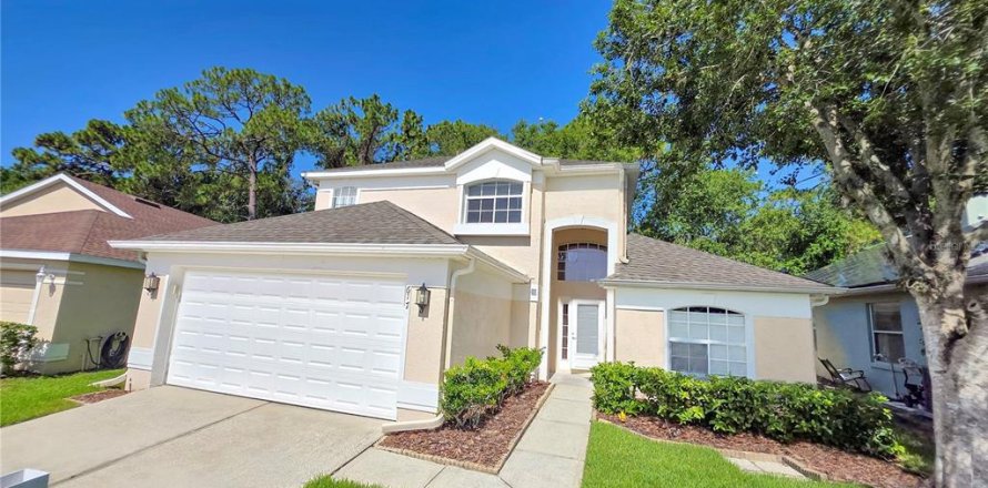 Casa en Lake Mary, Florida 3 dormitorios, 185.8 m2 № 2107075