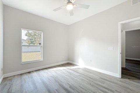 House in Winter Haven, Florida 4 bedrooms, 187.66 sq.m. № 2289911 - photo 19