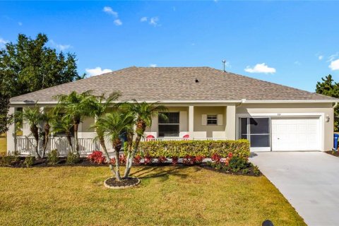 House in Winter Haven, Florida 4 bedrooms, 187.66 sq.m. № 2289911