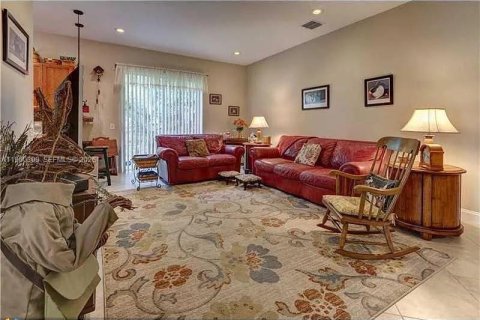 Снять в аренду виллу или дом в Коконат Крик, Флорида 3 спальни, 167.97м2, № 2026972 - фото 16