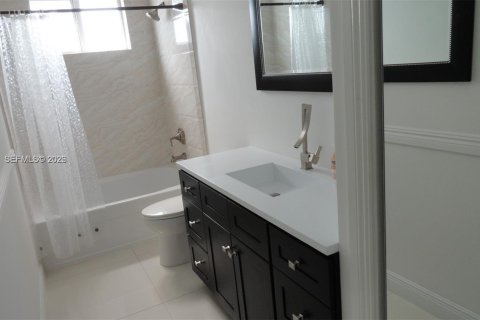 Casa en venta en Key Largo, Florida, 5 dormitorios, 270.53 m2 № 2007074 - foto 28