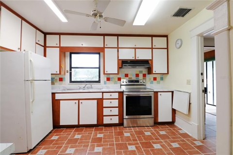 Casa en venta en Babson Park, Florida, 5 dormitorios, 162.76 m2 № 2258336 - foto 12