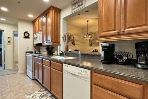 Condo in Bradenton, Florida, 3 bedrooms  № 2379286 - photo 11