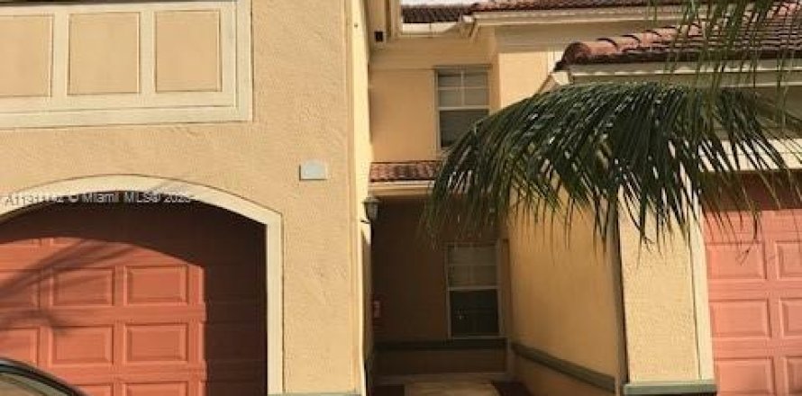 Condo in Miramar, Florida, 3 bedrooms  № 1971328