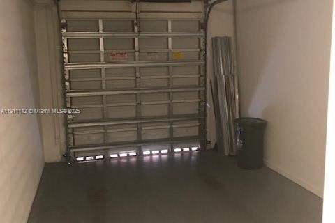 Condo in Miramar, Florida, 3 bedrooms  № 1971328 - photo 12