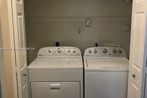 Condo in Miramar, Florida, 3 bedrooms  № 1971328 - photo 11