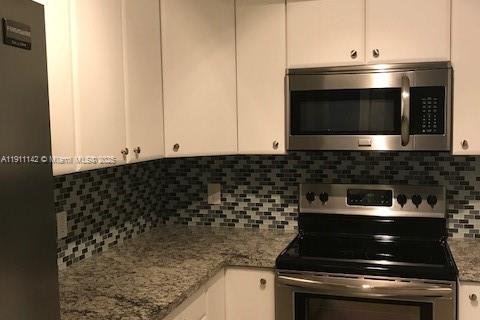 Condo in Miramar, Florida, 3 bedrooms  № 1971328 - photo 8