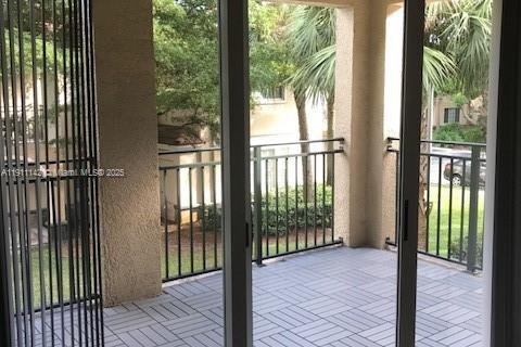 Condo in Miramar, Florida, 3 bedrooms  № 1971328 - photo 7