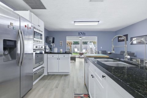 Купить виллу или дом в Бока-Ратон, Флорида 5 комнат, 138.24м2, № 2083482 - фото 22
