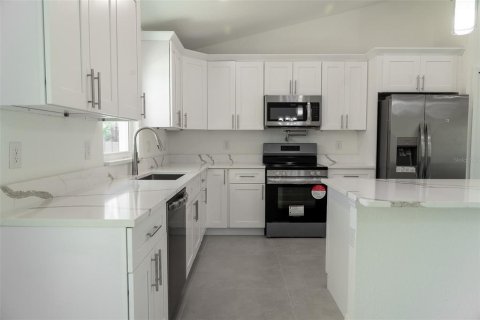 Villa ou maison à vendre à Ocala, Floride: 3 chambres, 144 m2 № 2205831 - photo 7