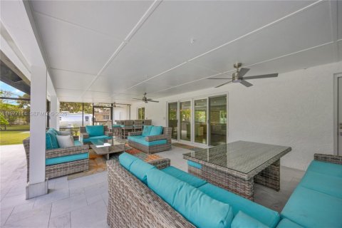 Купить виллу или дом в Хомстед, Флорида 4 спальни, 180.69м2, № 2043639 - фото 23