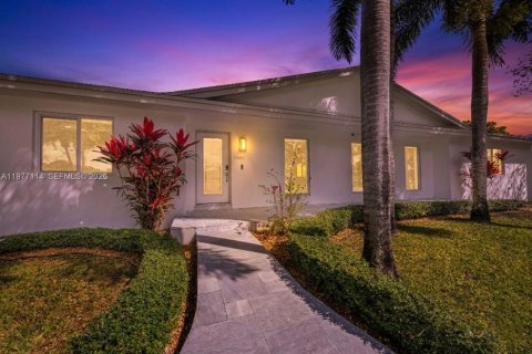 Купить виллу или дом в Хомстед, Флорида 4 спальни, 180.69м2, № 2043639 - фото 2