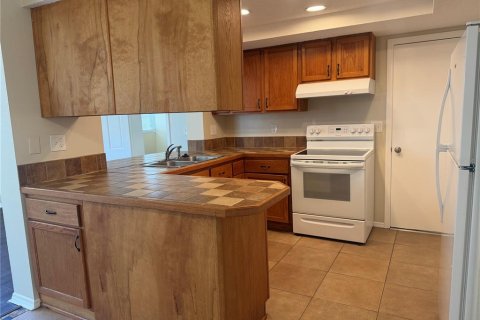 House in Holiday, Florida 4 bedrooms, 129.04 sq.m. № 2167529 - photo 3