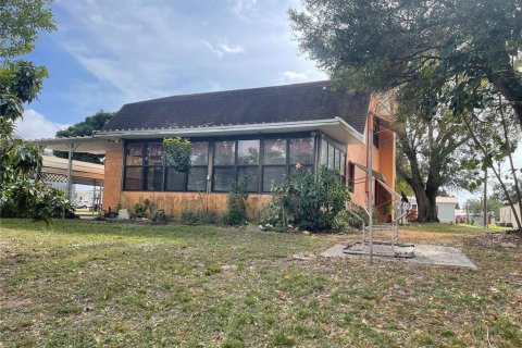 Villa ou maison à vendre à Okeechobee, Floride: 4 chambres, 156.08 m2 № 1553256 - photo 22