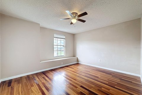 House in Kissimmee, Florida 4 bedrooms, 194.54 sq.m. № 1898829 - photo 25