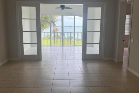 Condo in St. Lucie, Florida, 2 bedrooms  № 2183063 - photo 26
