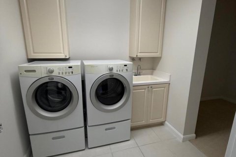 Condo in St. Lucie, Florida, 2 bedrooms  № 2183063 - photo 6