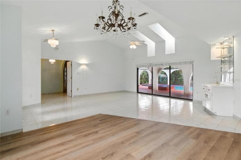 House in Port Charlotte, Florida 3 bedrooms, 229.93 sq.m. № 1869132 - photo 9
