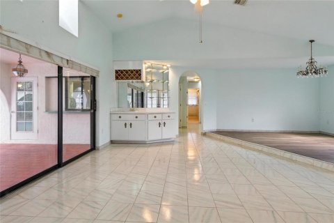 House in Port Charlotte, Florida 3 bedrooms, 229.93 sq.m. № 1869132 - photo 10