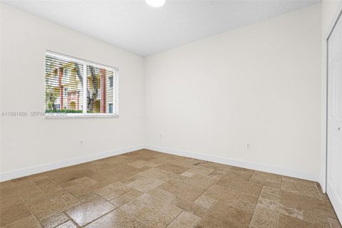 Снять в аренду кондоминиум в Дейви, Флорида 2 спальни, 98.57м2, № 2055221 - фото 11