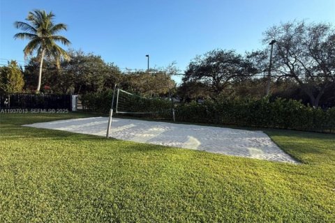 Casa en venta en Palmetto Bay, Florida, 6 dormitorios, 464.51 m2 № 1994885 - foto 13