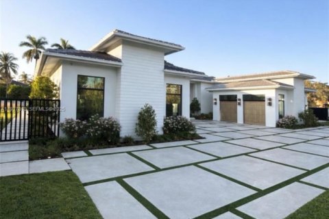 Casa en venta en Palmetto Bay, Florida, 6 dormitorios, 464.51 m2 № 1994885 - foto 4