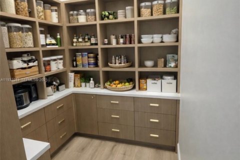 Casa en venta en Palmetto Bay, Florida, 6 dormitorios, 464.51 m2 № 1994885 - foto 20