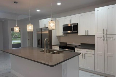 Apartment in Lehigh Acres, Florida 3 bedrooms, 110.27 sq.m. № 2227832 - photo 5