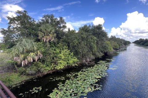 Land in North Port, Florida № 2165587 - photo 8