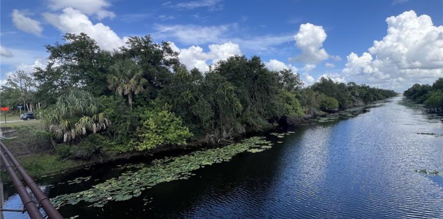 Land in North Port, Florida № 2165587