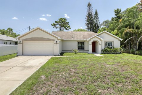 House in Palm Bay, Florida 3 bedrooms, 132.85 sq.m. № 2245113