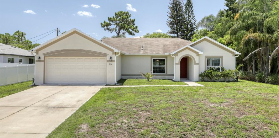 House in Palm Bay, Florida 3 bedrooms, 132.85 sq.m. № 2245113
