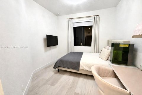 Купить таунхаус в Хомстед, Флорида 1 комната, 142.14м2, № 2032726 - фото 17