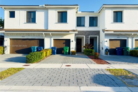 Таунхаус в Хомстед, Флорида 1 комната, 142.14м2 № 2032726