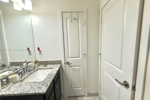 Купить таунхаус в Хомстед, Флорида 1 комната, 142.14м2, № 2032726 - фото 20