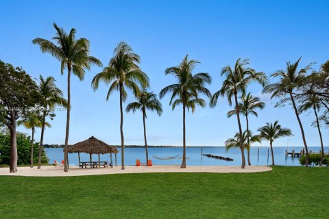 House in Key Largo, Florida 12 bedrooms, 485.04 sq.m. № 1697110 - photo 5
