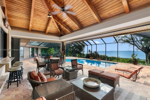 House in Key Largo, Florida 12 bedrooms, 485.04 sq.m. № 1697110 - photo 21