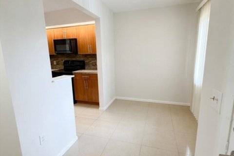 Condominio en venta en Pembroke Pines, Florida, 2 dormitorios, 105.63 m2 № 2261549 - foto 4