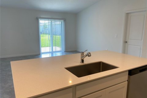 House in Davenport, Florida 3 bedrooms, 146.79 sq.m. № 1866233 - photo 11