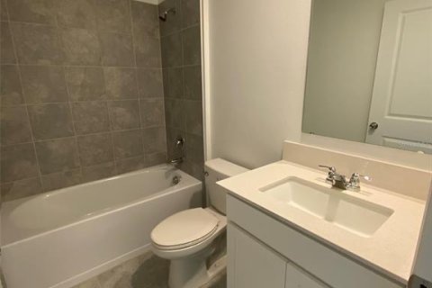 House in Davenport, Florida 3 bedrooms, 146.79 sq.m. № 1866233 - photo 25